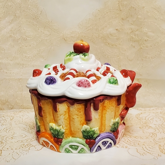 Fitz and Floyd Sweet Treats Bowl - Picture 3 of 14